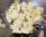 A picture of step 1 of Super simple Paneer Rice.