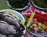 Foto langkah ke 3 dari resep Pepes Ikan Mas Isi Daun Singkong.