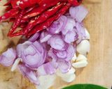 Foto langkah ke 1 dari resep Tumis Selada Air Bumbu Pedas.