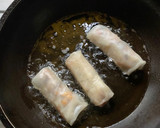 A picture of step 8 of Shrimp Spring Roll.