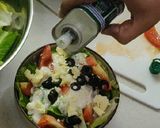 A picture of step 14 of Caesar Salad.