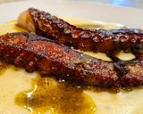 Foto del paso 5 de la receta Pulpo frito con crema de patatas y salsa de adobo