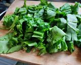 A picture of step 1 of Palak Uttapam.