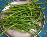 *க்ரீன் லாங் பீன்ஸ் மொழகு புரட்டி*(சுக்கா)(beans chukka recipe in tamil) ரெசிபி ஸ்டேப் 1 புகைப்படம்