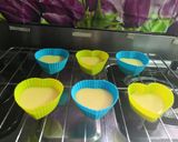 Hình bước làm 4 của món Muffin sữa chua mềm mịn cho bé