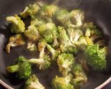 A picture of step 5 of Sautéed Broccoli With Honey Garlic Sauce.