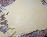 Foto del paso 3 de la receta: Galletitas divertidas a mi manera 😘💜😍🤩💙🙃🫠❤️