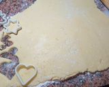 Foto del paso 3 de la receta: Galletitas divertidas a mi manera 😘💜😍🤩💙🙃🫠❤️