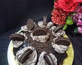 A picture of step 9 of Chocolate Oreo Overloaded Cake.