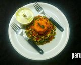 A picture of step 2 of Schezwan veg biryani🍵.