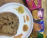 A picture of step 2 of Aloo bujiya Kurkure Katta Meeta stuffed paratha.