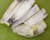 A picture of step 1 of KaanchKola Sabji.