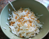 Foto del paso 1 de la receta: Macarrones con atún y huevo gratinados