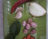 Foto langkah ke 1 dari resep Tumis Cumi Sederhana.