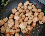 Foto langkah ke 4 dari resep Tahu cabe garam.
