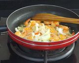Foto langkah ke 2 dari resep Udang goreng mentega.