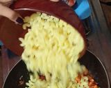 A picture of step 5 of Red & Hot sauce pasta.