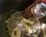 Petrezselymes karalábékrémleves, sült csípős répával recept fázis 5 fotója