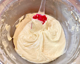 Foto del paso 4 de la receta: Pastel de mantequilla relleno de frambuesas