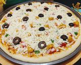 A picture of step 2 of Creamy Sauce Pizza 🍕🍕.