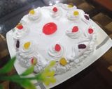 A picture of step 5 of Birthday cake.