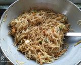এগ চাউমিন(Egg Chow mein recipe in bengali) রেসিপির ধাপ 4 ছবি