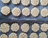 Foto langkah ke 6 dari resep Kue kering kelapa.