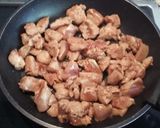 Foto del paso 4 de la receta Pollo con verduras y almendras