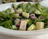 Pas rețetă Salată verde cu cașcaval uscat și merișoare 3 fotografie