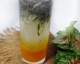Foto langkah ke 3 dari resep Es Jeruk Timun Selasih.
