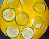 Cukkinis tortilla recept fázis 2 fotója