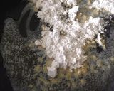 A picture of step 2 of White sauce.