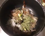Une image de l'étape 3 de Bouillon de gambas aux légumes et herbes (recette anti gaspi).