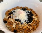 A picture of step 5 of Healthy Granola Bars.