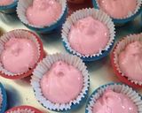 Foto langkah ke 3 dari resep Bolu kukus semangka mekar.