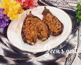 A picture of step 6 of Karniyarik or Turkish stuffed Eggplants with ground Beef.