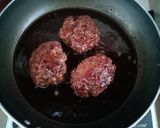Hình bước làm 3 của món Hambagu - Thịt băm viên kiểu Nhật