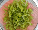 Foto langkah ke 1 dari resep Botok Pare Belut.