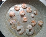 Foto langkah ke 6 dari resep Gimbap Udang & Nugget Super Simpel.