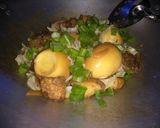 Foto langkah ke 4 dari resep Telur kecap mix tahu dan kol.