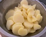 Rakott krumpli recept fázis 2 fotója