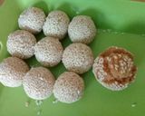 Foto langkah ke 9 dari resep 🌰Onde-Onde Ketawa Simple Renyah Empuk🌰.