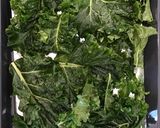 A picture of step 3 of 🥬 Basic☆ Kale snack - roasted kale chip ❤️.
