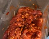 รูปขั้นตอนการทำที่ 2 ของ หมูผัดโคชูจัง