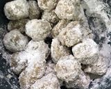 Foto langkah ke 4 dari resep Bakso Goreng Tanpa Daging.