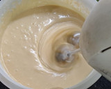 Foto del paso 1 de la receta: Torta de vainilla con chips y cobertura de chocolate