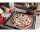 Pizza 🍕 recept fázis 3 fotója