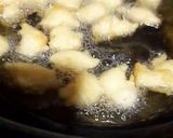 A picture of step 3 of Homemade phulkiyan.