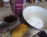 A picture of step 1 of Mango treat.