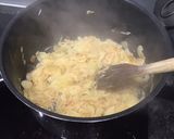 Une image de l'étape 1 de Soupe à l’oignon.